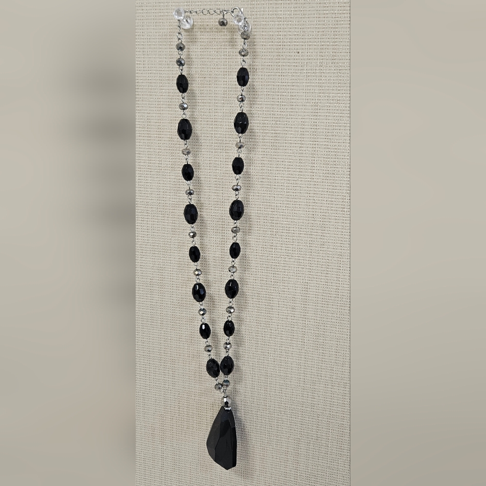 🛍Black and Silver Necklace